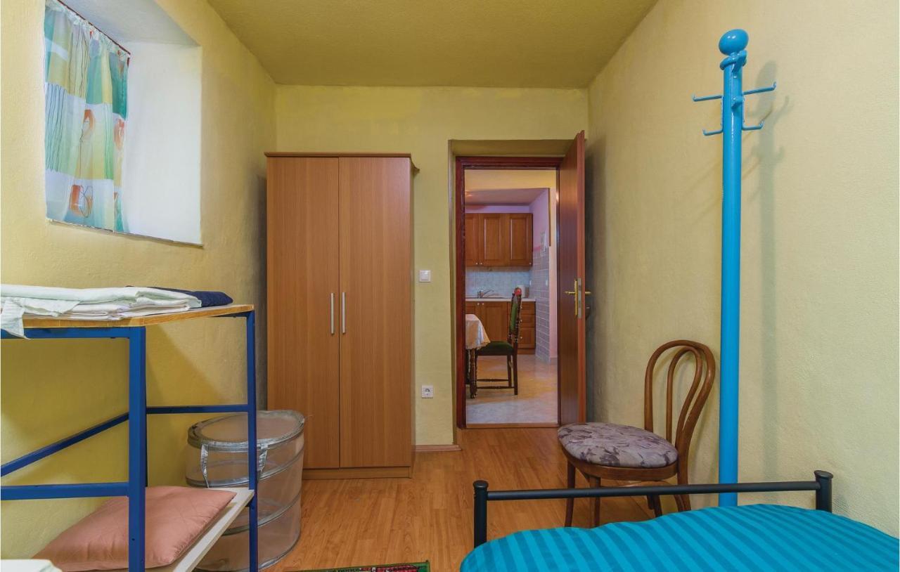 Pet Friendly Apartment In Porec With Wifi Exterior photo